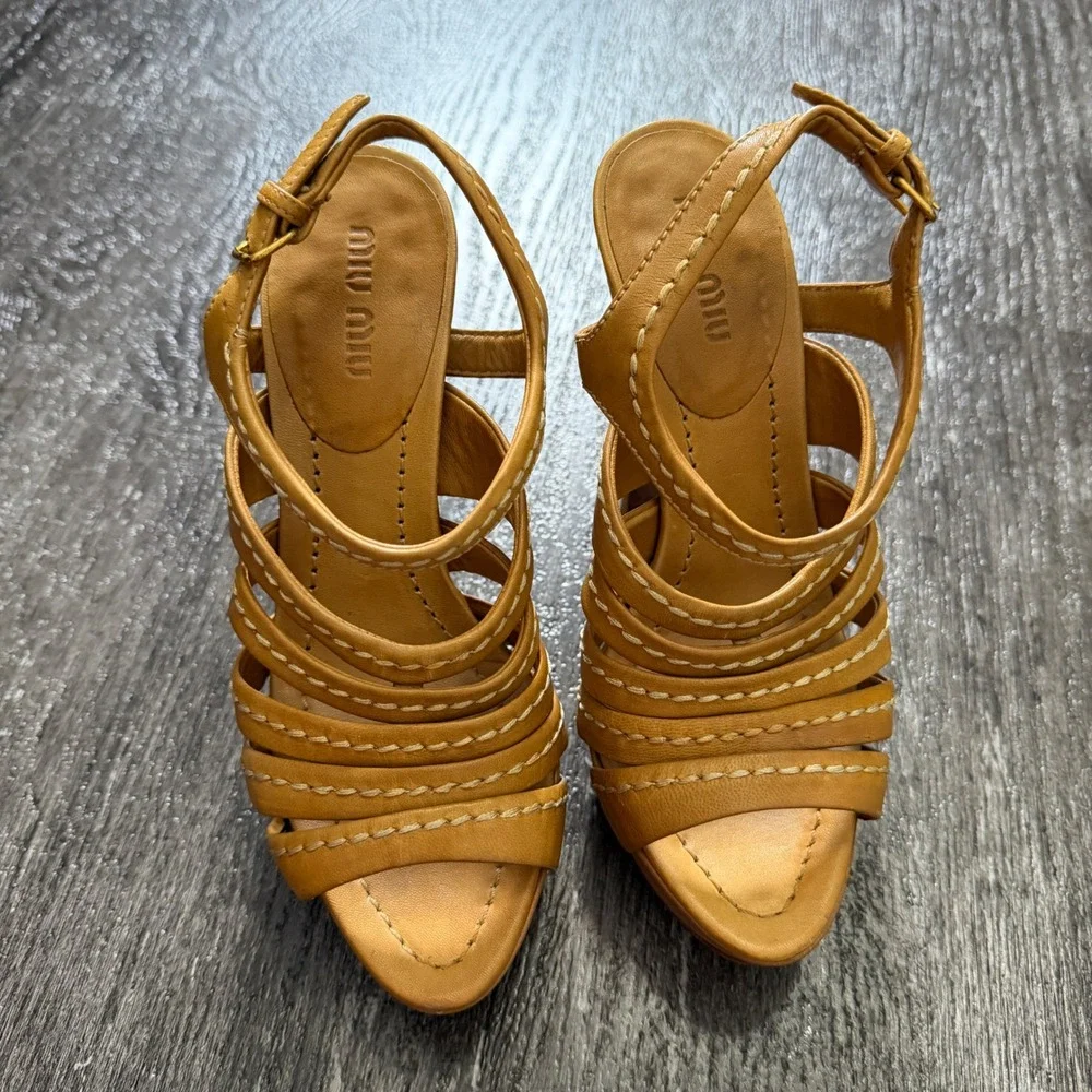 Miu Miu Tan Leather Strappy Platform Stiletto Heels‎ Sandals Size 35 EU / 5 US